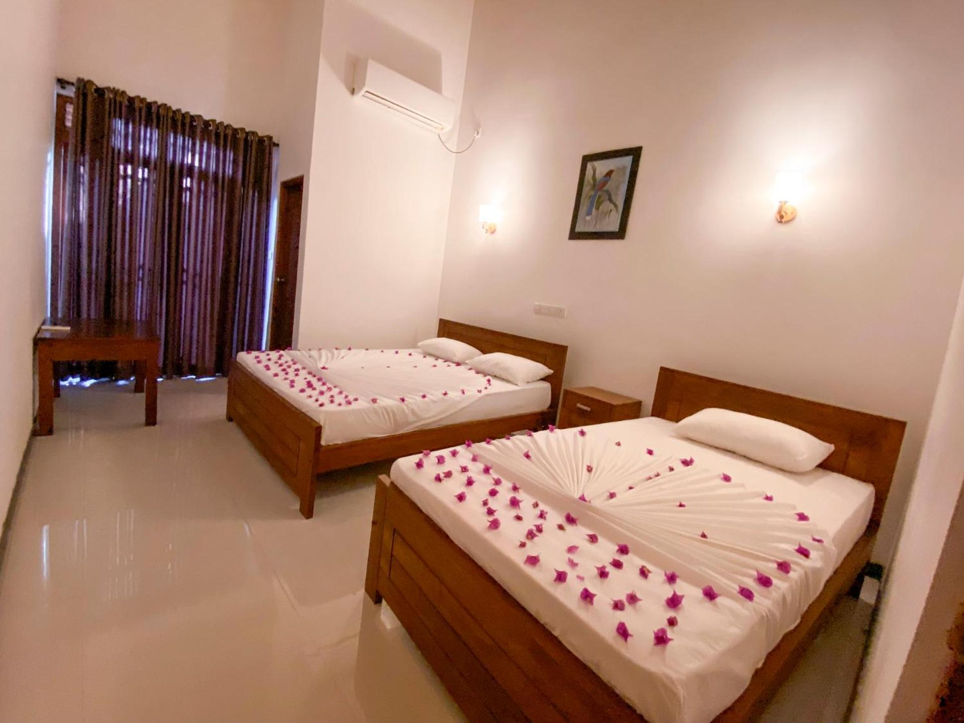 Yala Safari Green Home Stay Tissamaharama Extérieur photo